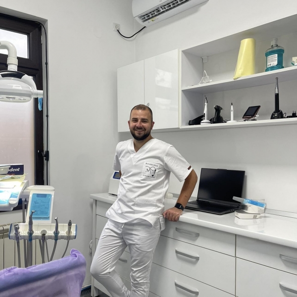 Clinica stomatologica Dr.Tcaciuc